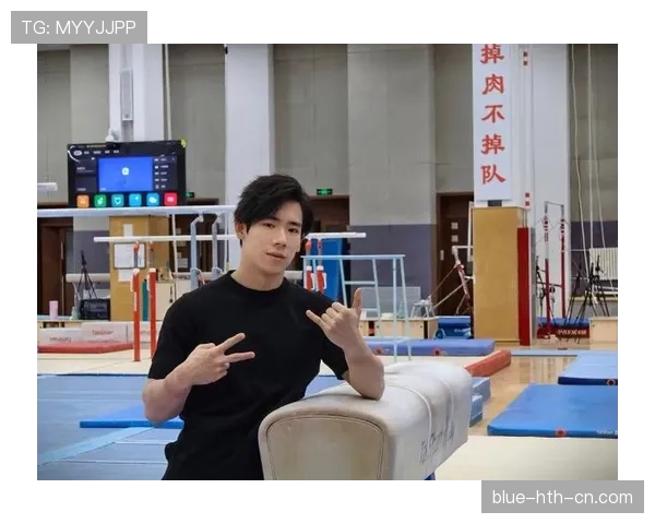 张博恒这训练强度，一天三练完还能啃鸡胸肉笑出声？