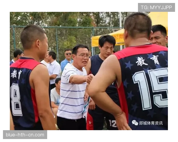 详解篮球比赛中裁判协商判罚流程的具体规则依据与执行步骤